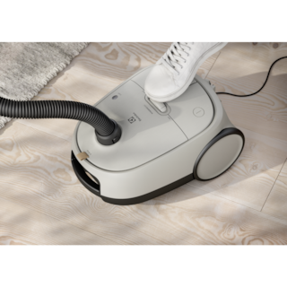 Electrolux - Usisavač s vrećicom - EB61H6SW