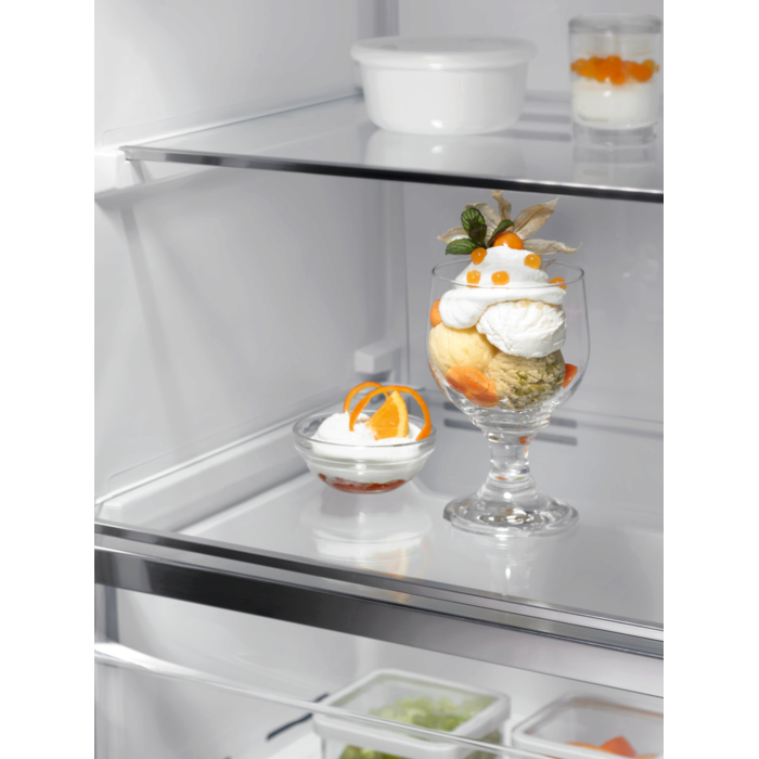 Electrolux - Samostojeći zamrzivač - LUS7ME28X