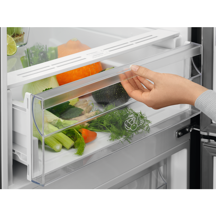Electrolux - Samostojeći hladnjak sa zamrzivačem - LNT5ME32U1
