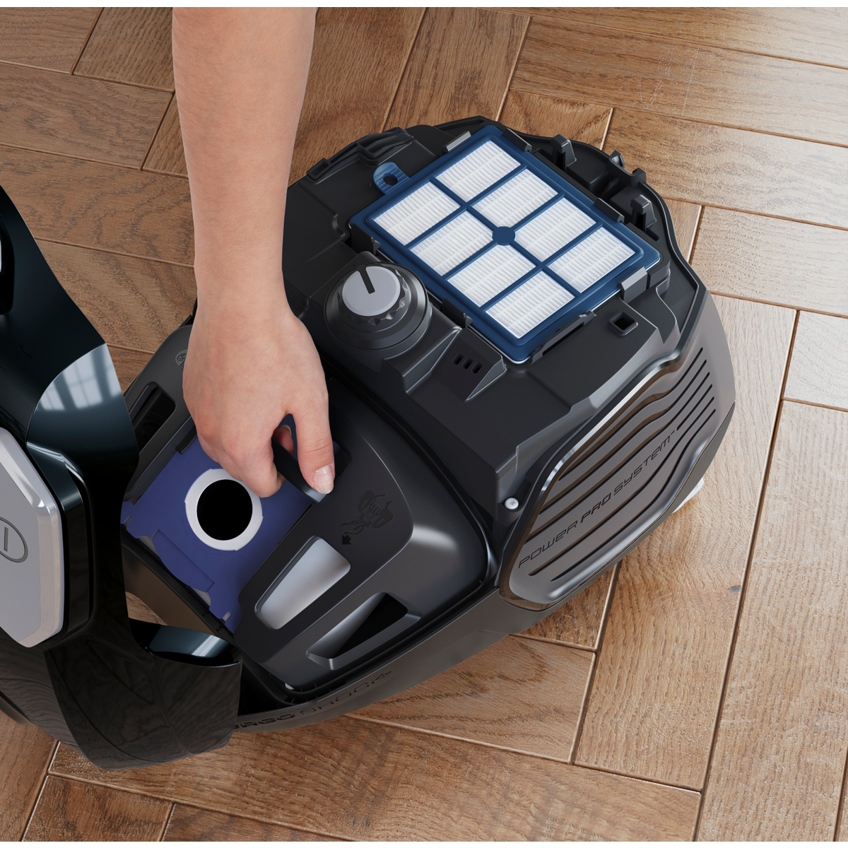 Electrolux - Usisavač s vrećicom - EPF63EB-S