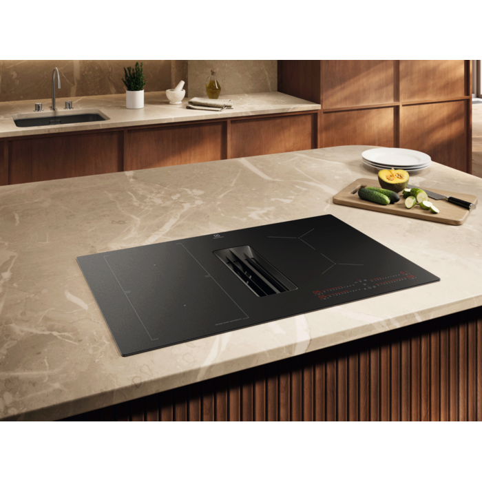 Electrolux - Indukcijska ploča s integriranom napom - ECC83443CZ