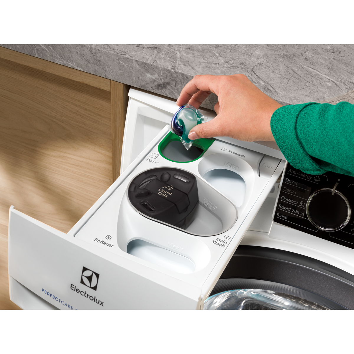 Electrolux - Perilica rublja s prednjim punjenjem - EW6F449PWE