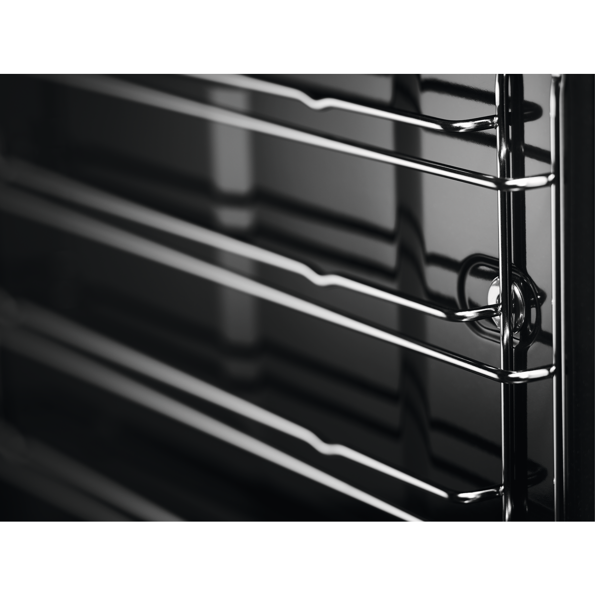Electrolux - Pećnica - KOF3H70X