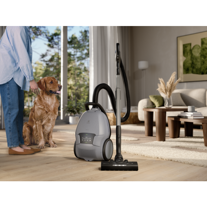 Electrolux - Usisavač s vrećicom - EB81A3UG