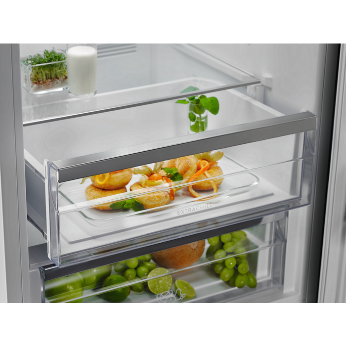 Electrolux - Samostojeći hladnjak sa zamrzivačem - LNT7ME36K2