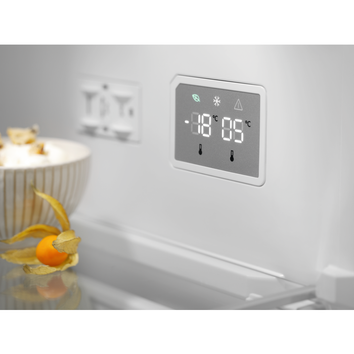 Electrolux - Samostojeći hladnjak sa zamrzivačem - LNT7ME36K2