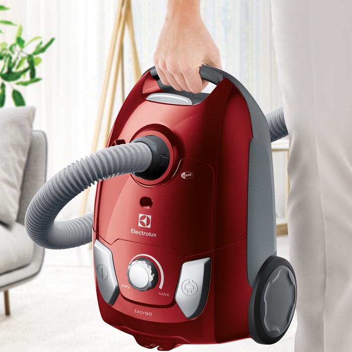 Electrolux - Usisavač s vrećicom - EEG43WR