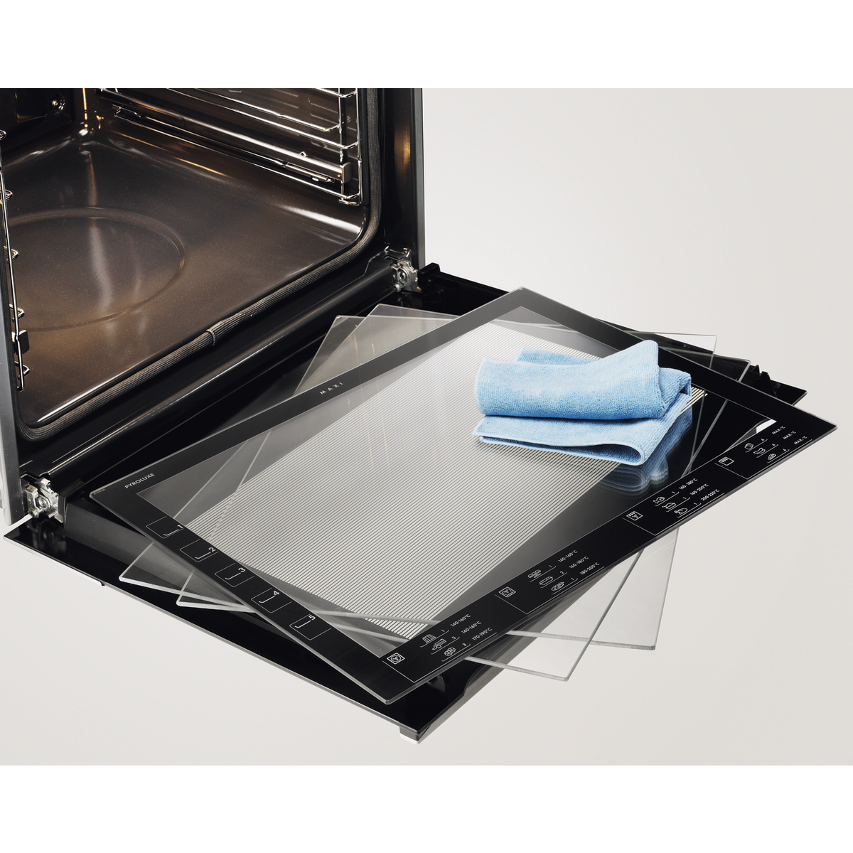 Electrolux - Električni štednjak - LKR540066W